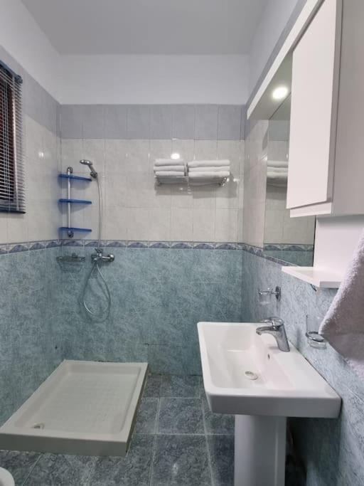Zyli Apts, By Bunker Art 2 Museum, Tiranë Ngoại thất bức ảnh